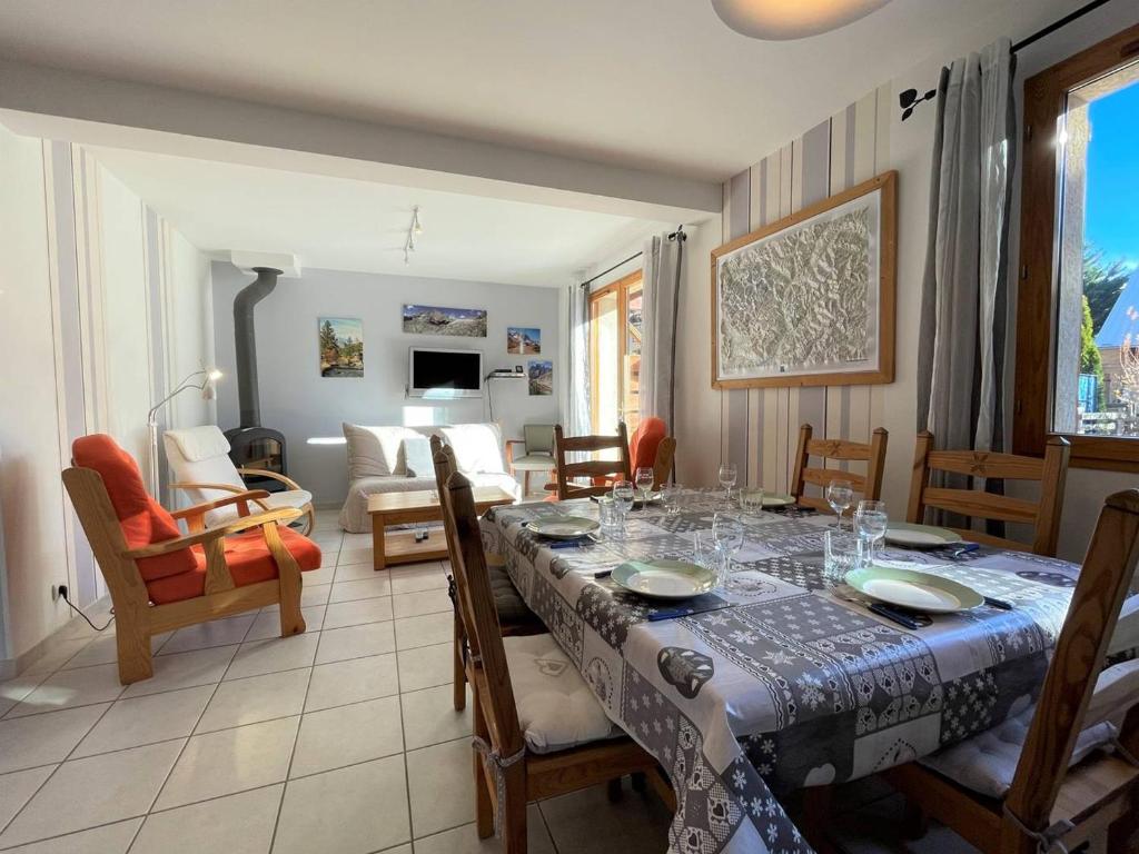 Maison Briançon, 4 pièces, 6 personnes - FR-1-330C-138 photo 1