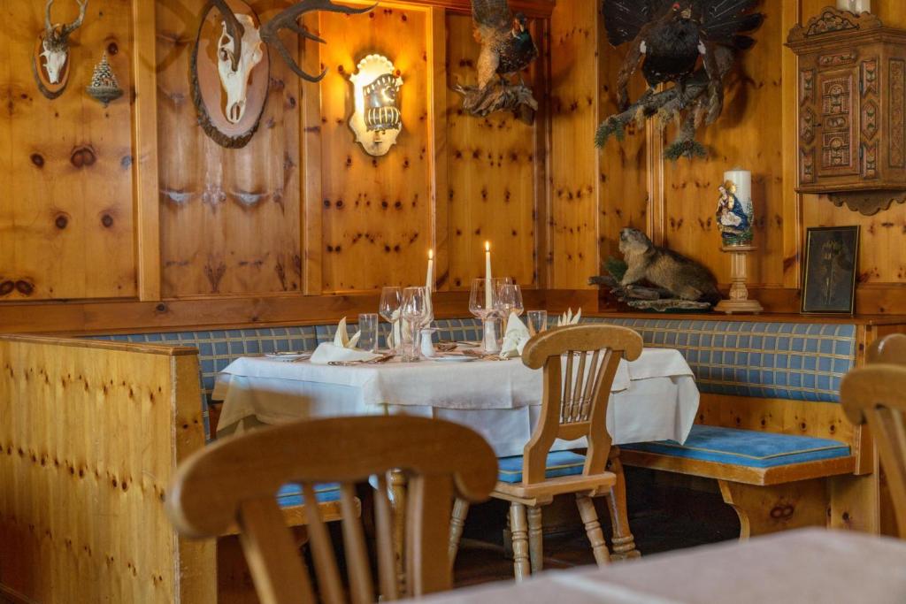 Hotel Restaurant Lebzelter photo 1
