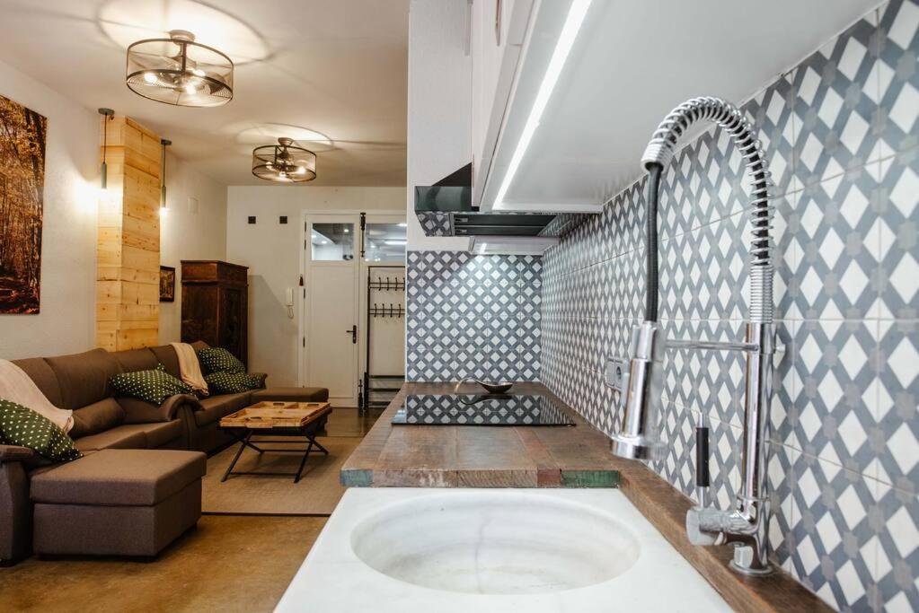 APARTMENT FOR 6 WITH POOL, GARDEN, CLIMBING AREA photo 2