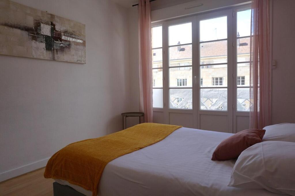 3 Bedrooms - Spacious and friendly - City Center photo 1