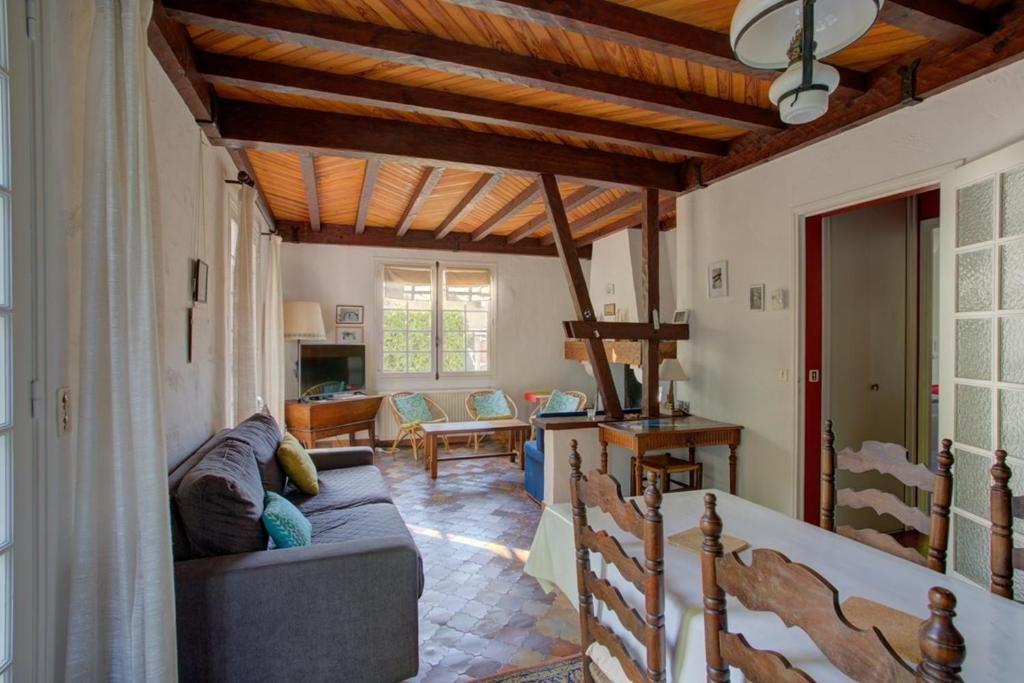 SANGUINET Jolie maison 2 chambres avec jardin proche Lac classé 2 étoiles photo 2