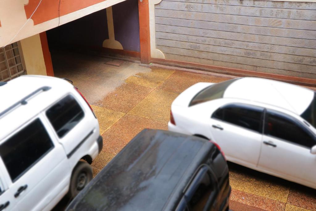 ICIPE road roysambu wangechi court fully furnished apartment photo 3