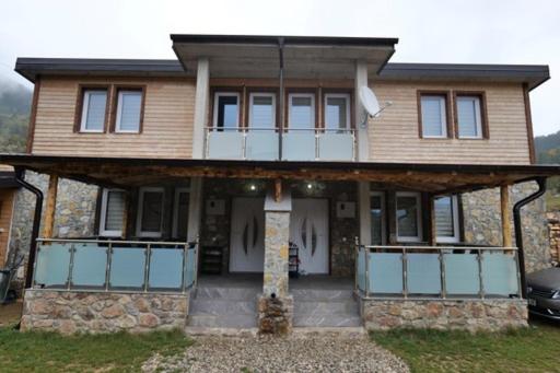 Villa Giti photo 1