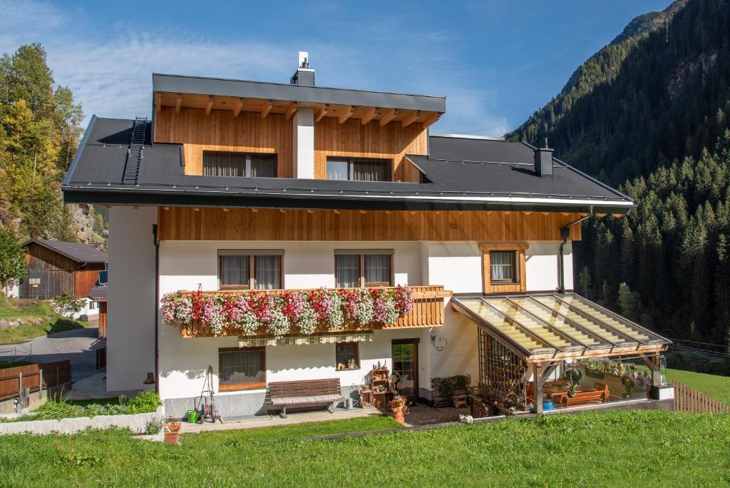 Haus Angela photo 2