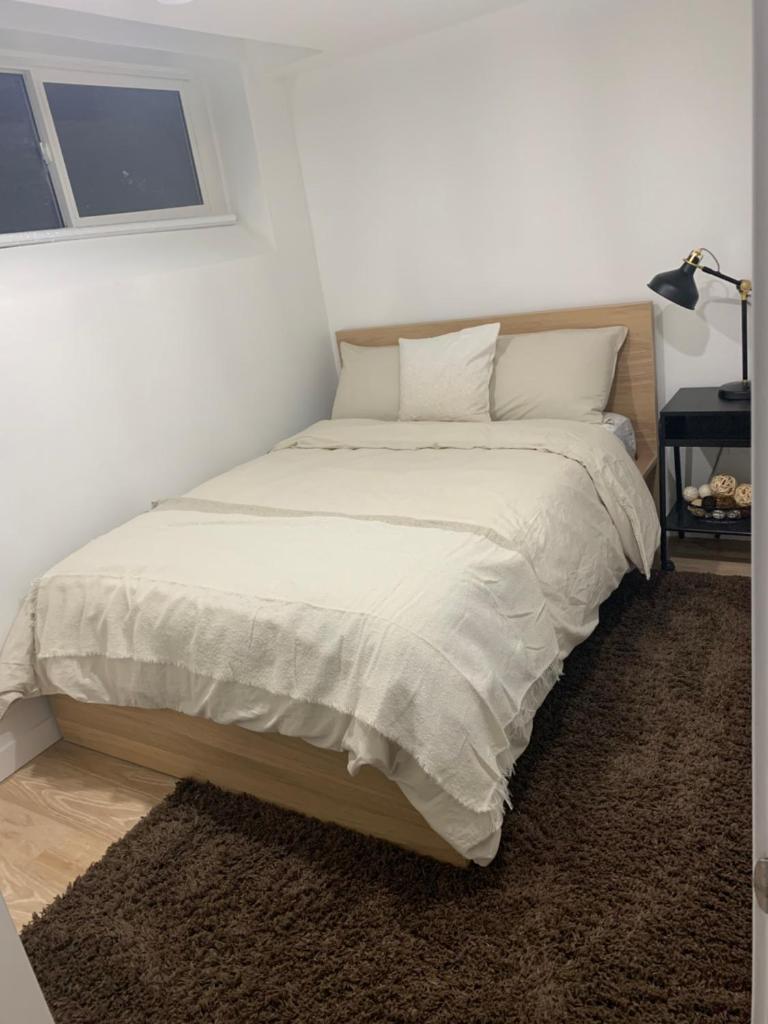 Cheerful and cozy 1 bedroom,separate entrance photo 2
