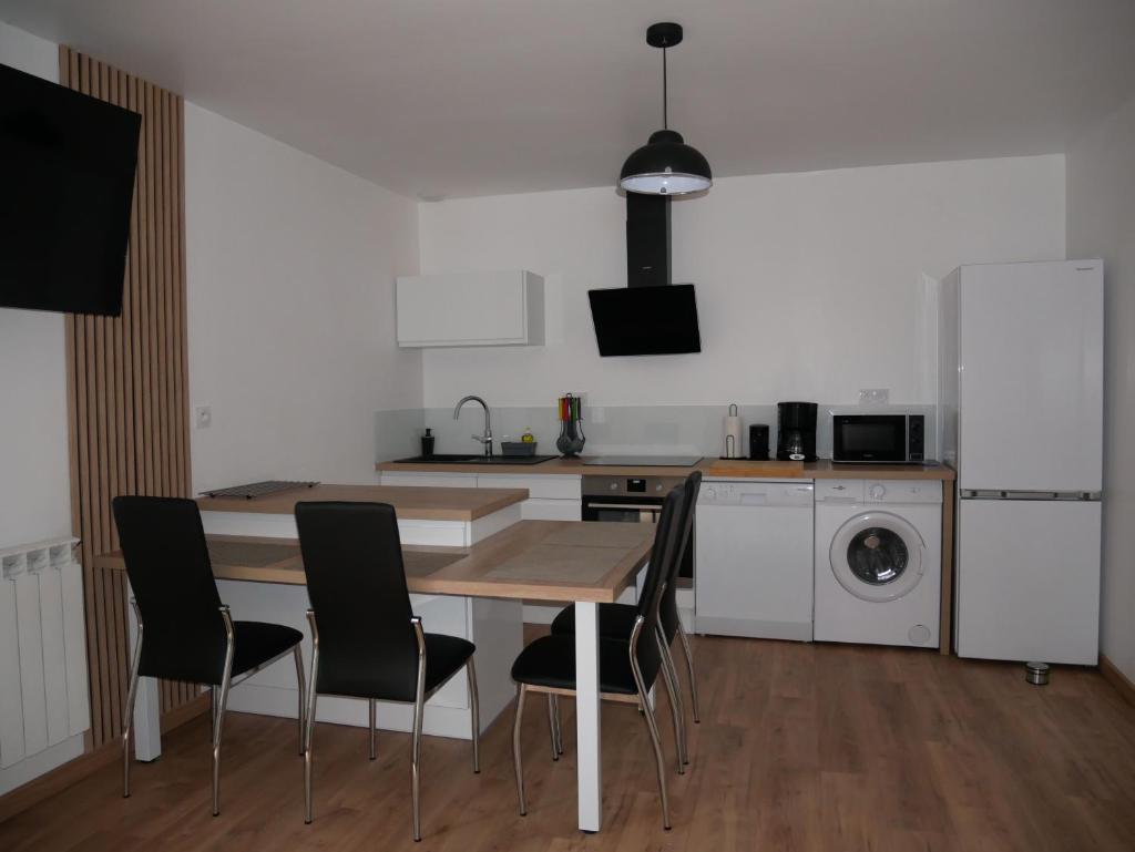 Appartement T2, avec Terrasse. photo 2