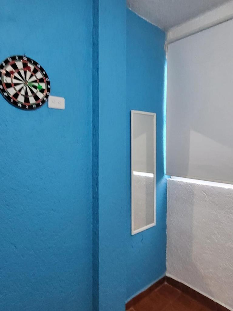 Visita Pachuca junto a familia , 2 Recamaras 1- cama ks , Recamara 2 -1 Cama KS , baño privado , 1 Comedor (Refrigerador, desayunador, estufa ) photo 1