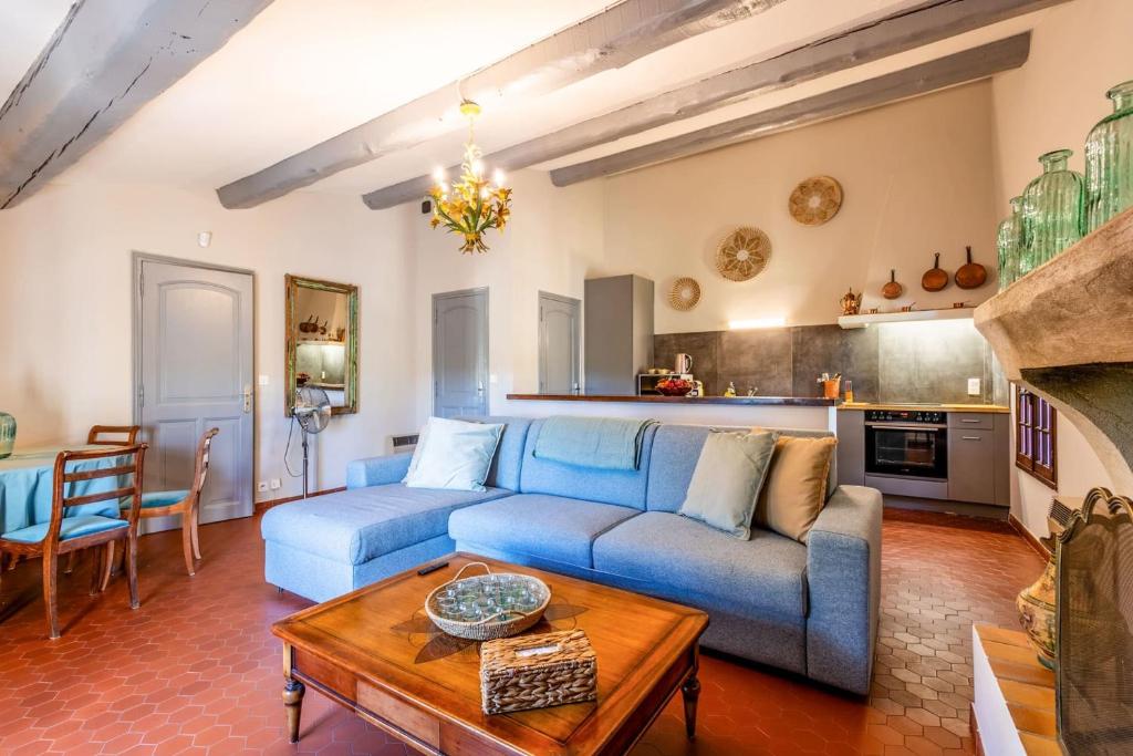 Palm tree cottage with pool in Taradeau photo 4