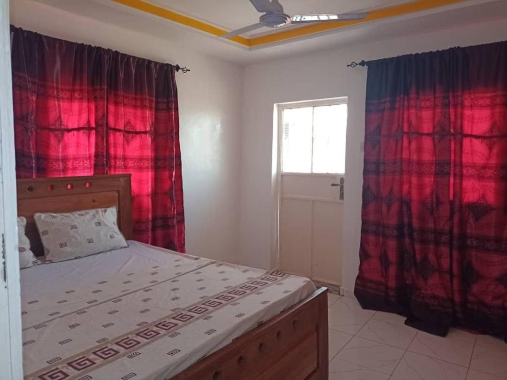 Suleimane guest photo 4