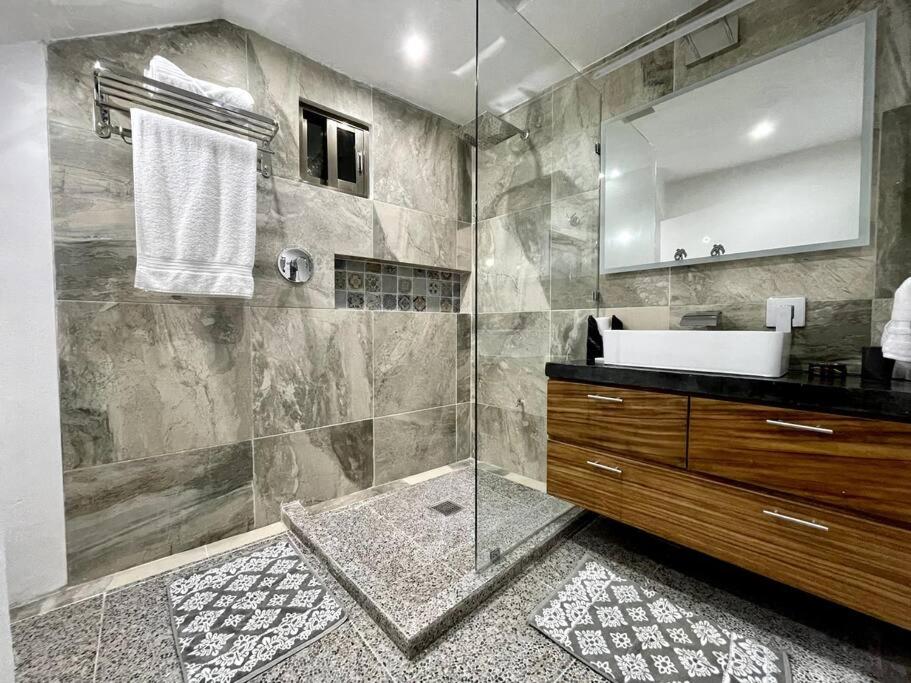 Cozy 1 bedroom condo close to the beach called Blessing in La Gloria photo 2