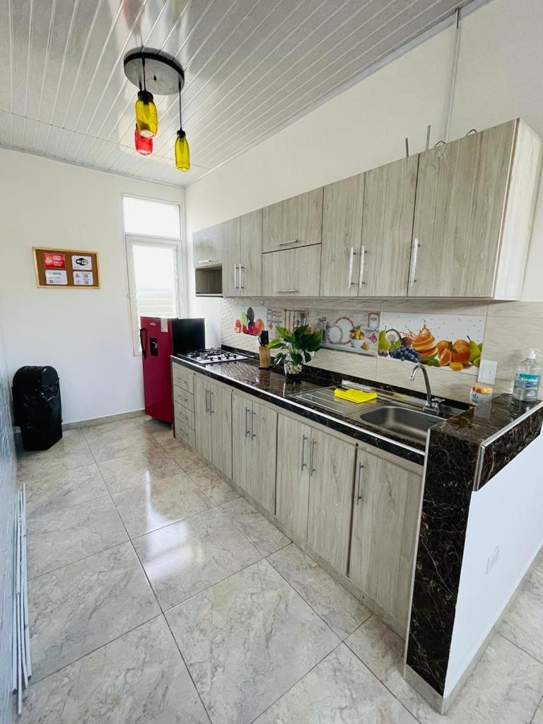 Apartamento Familiar Buga - Basílica señor de los milagros N1 photo 1
