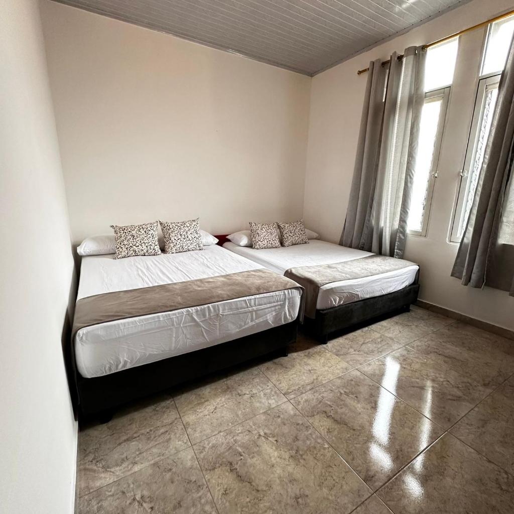 Apartamento Familiar Buga - Basílica señor de los milagros N1 photo 2