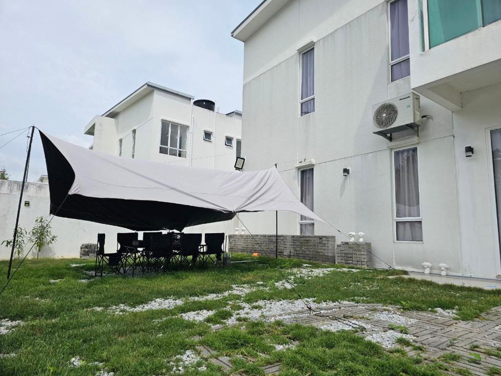 Party House Corner Lot Bandar Sri Sendayan Seremban photo 1