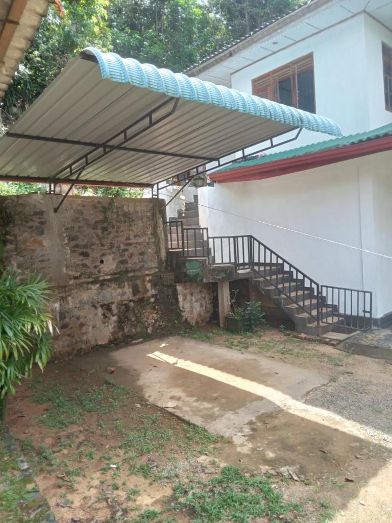 Royal Hill House photo 3