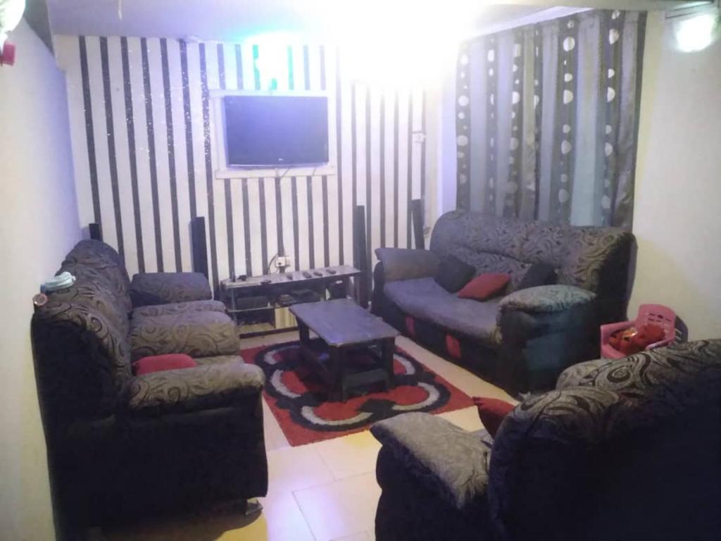 Two bedroom Home at Gbagi, New Ife Road, Ibadan @ Igbekele Oluwa House, 3 Zone A, Opeyemi Street, New Gbagi Market, New Ife Road, Gbagi, Ibadan, Oyo State photo 1
