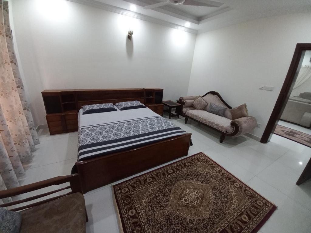 DHA 2 House, Islamabad photo 3