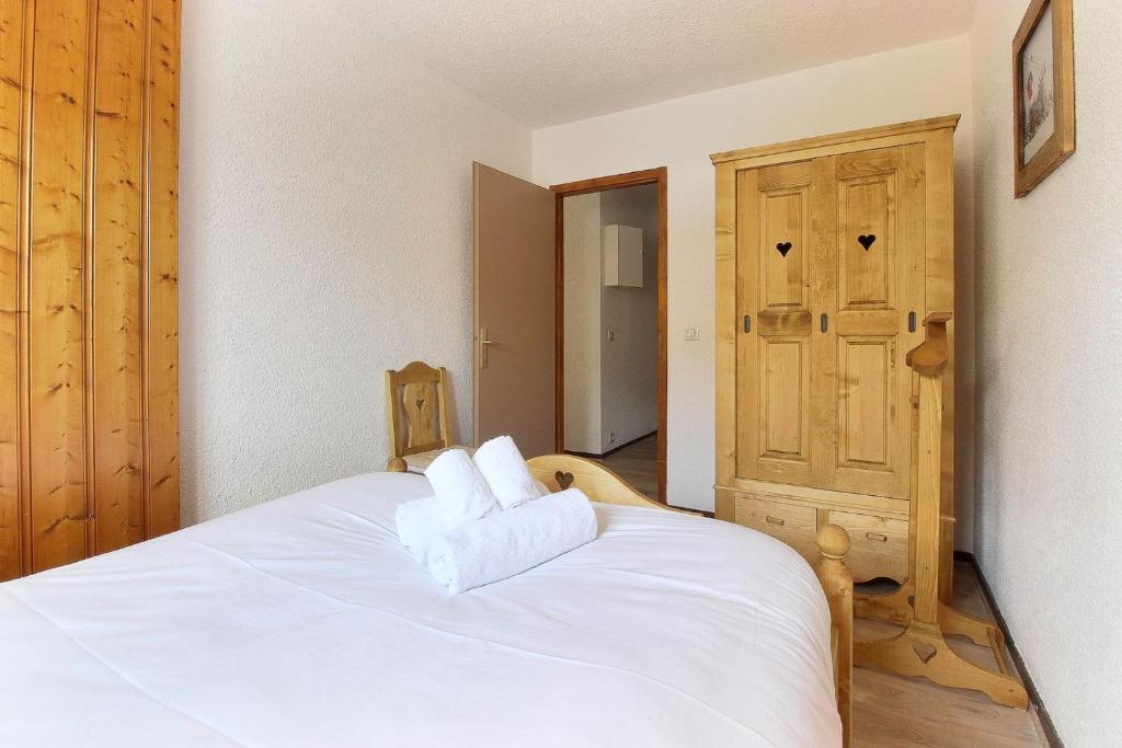 La Griaz - Chaleureux et cosy -Vue sur les montagnes - grand balcon photo 2