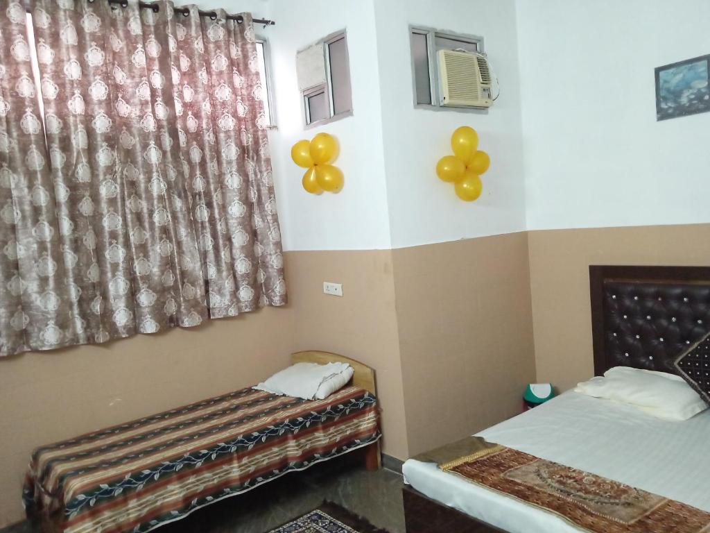 Hotel Raj Mahal photo 2