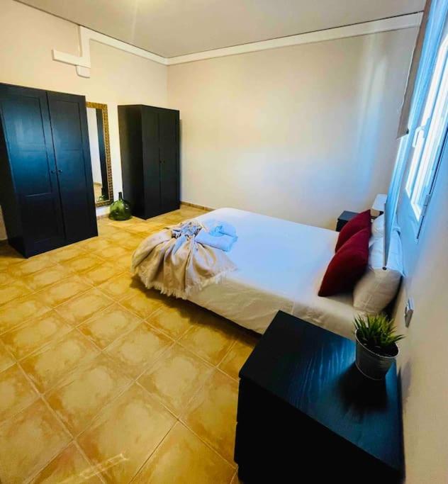 4-bedroom Villa with pool and barbacue photo 1