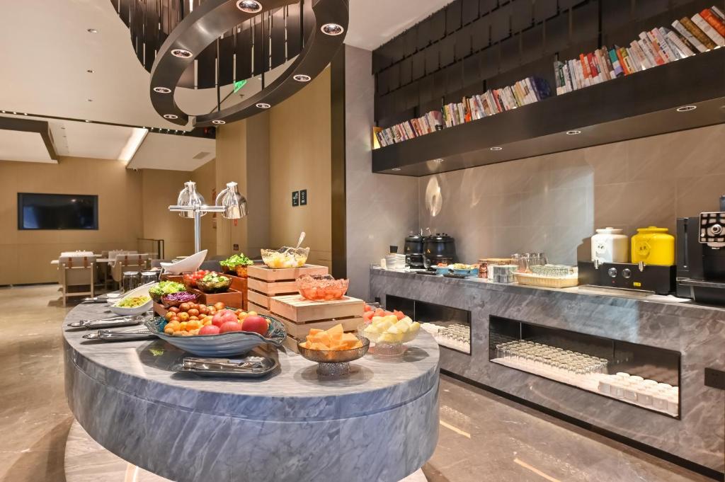 Atour Hotel Shenyang Nanta Wenhua Road photo 1