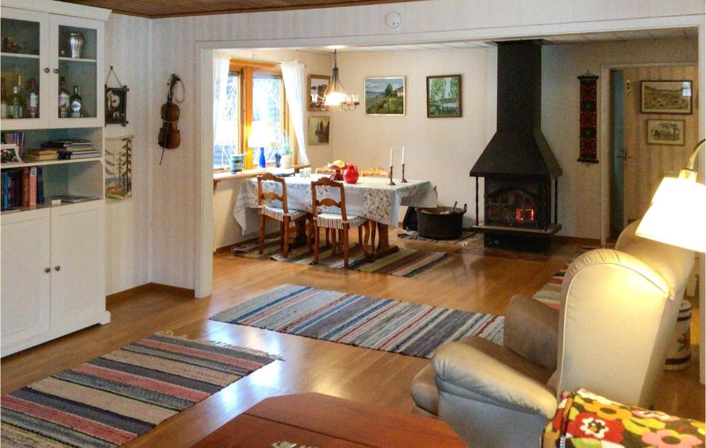 Awesome Home In Norrtlje With Wifi photo 2
