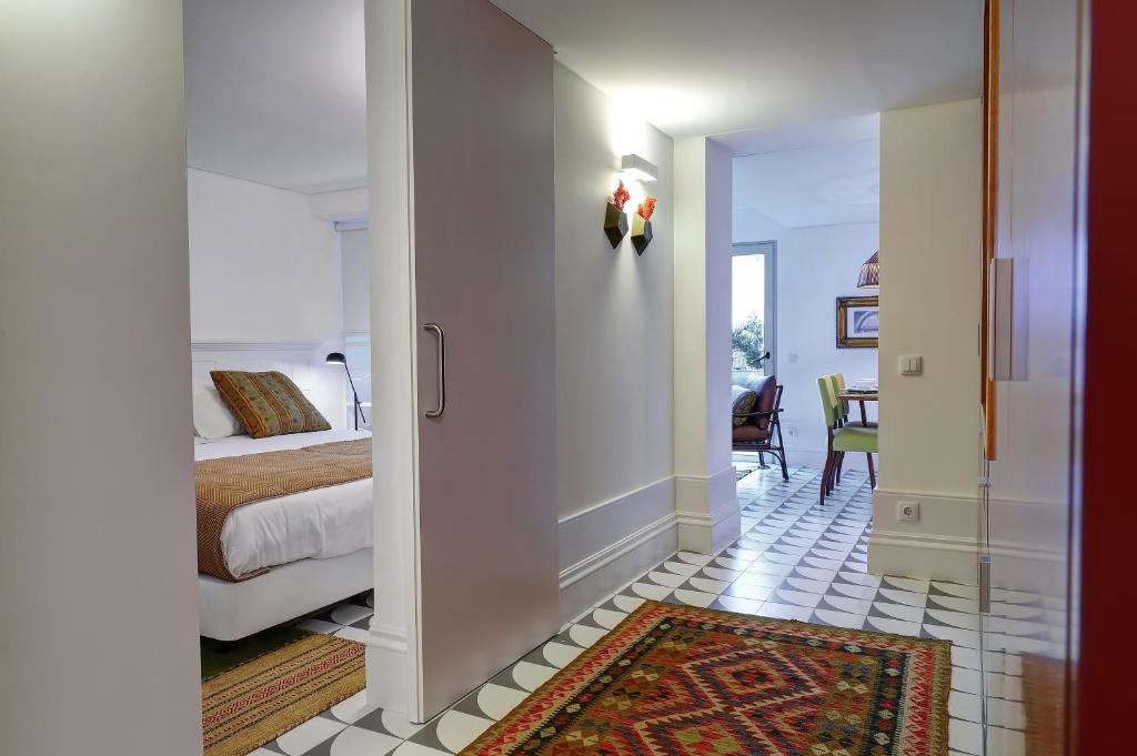 Апартаменты (Апартаменты с 1 спальней и террасой), Three Houses & Bedrooms