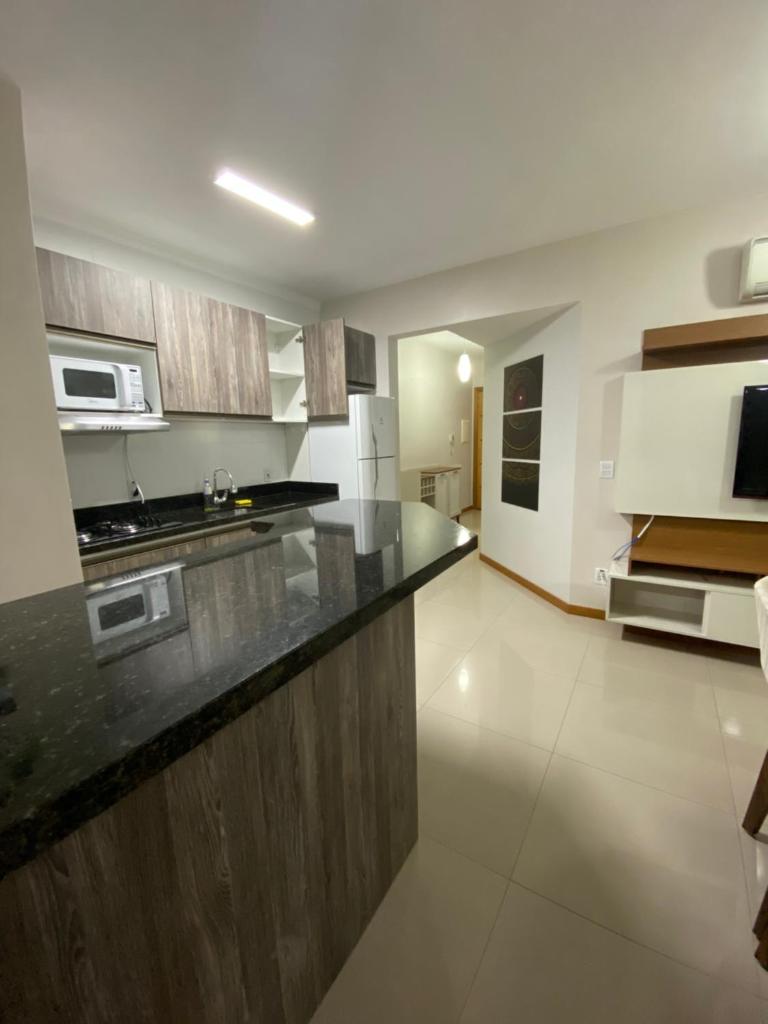 Apartamento NOVO completo com garagem e suíte no centro photo 3