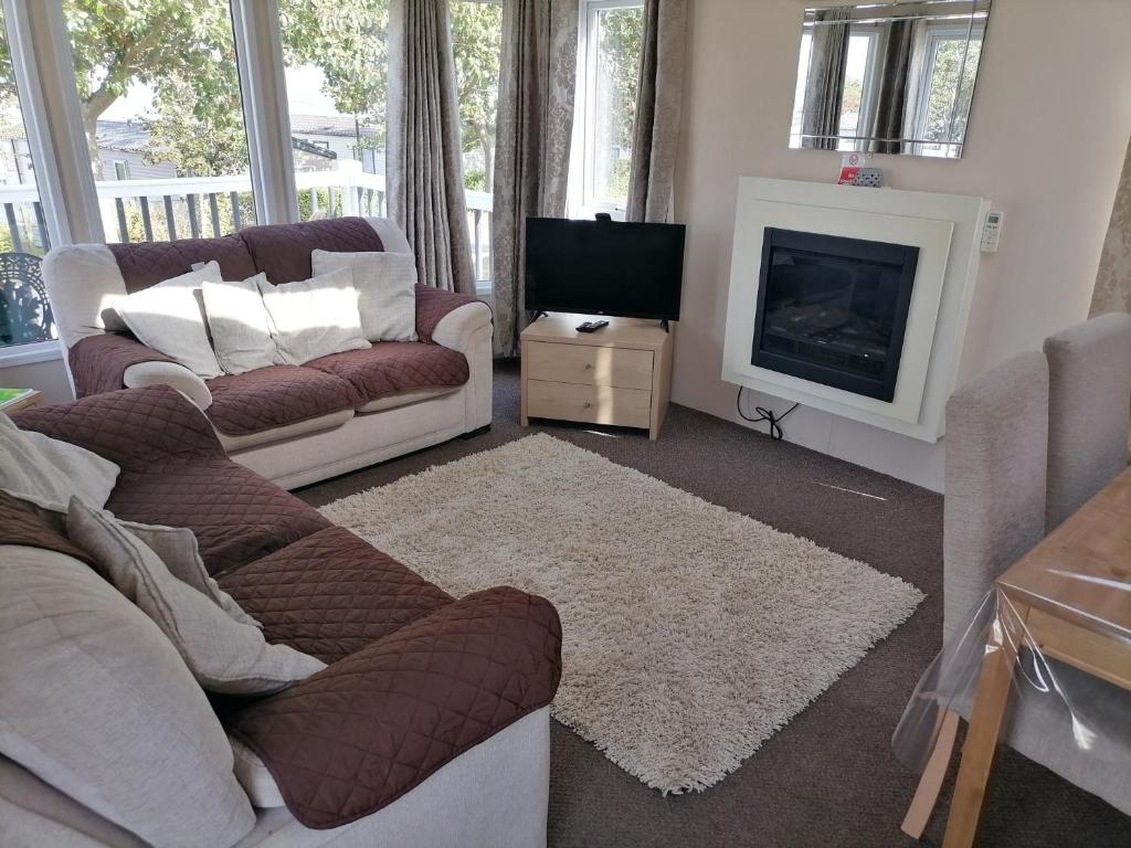 Luxurious Wheelchair-Friendly holiday home at Kent Coast Holiday Park