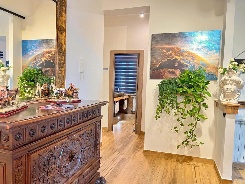 Carrubba's luxury home photo 1