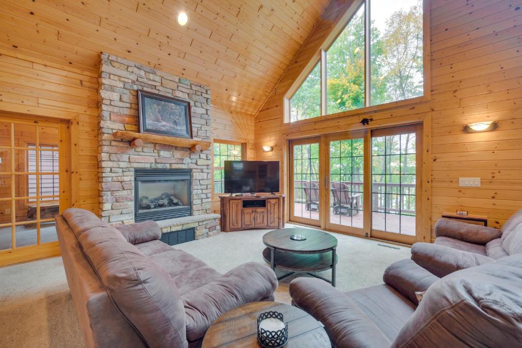 Lakefront Wisconsin Cabin with Boat Dock! - Tap to explore photos