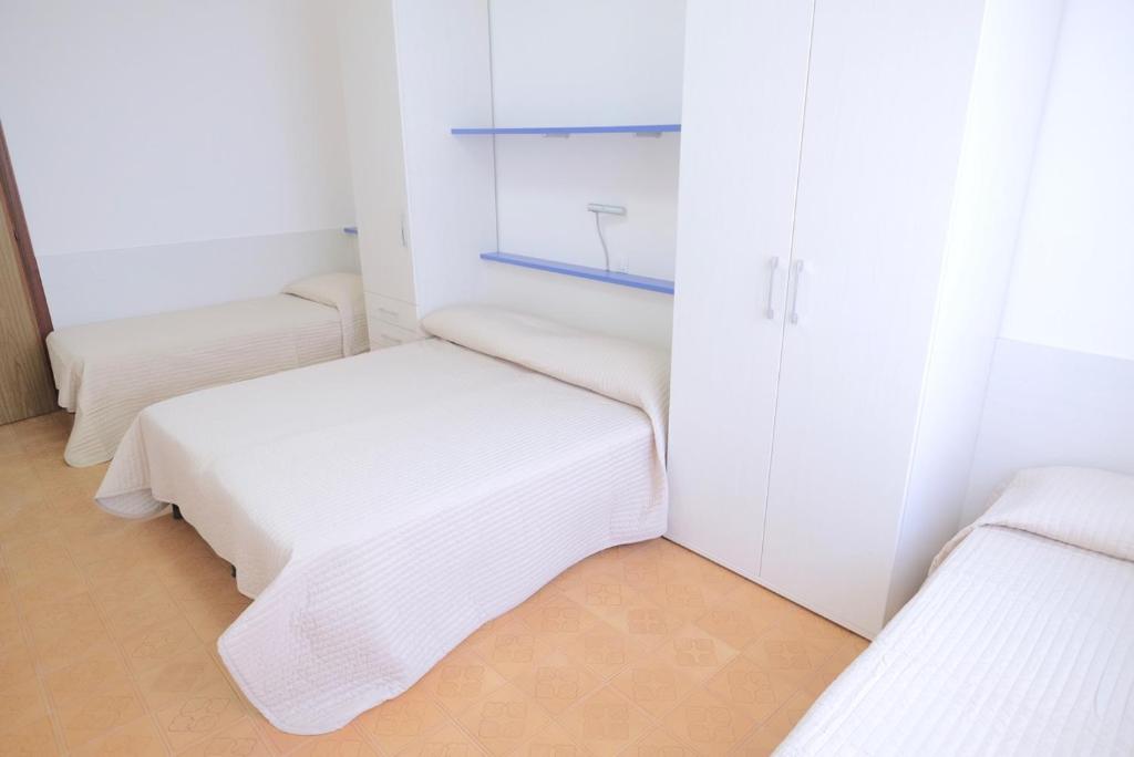 Vistamare Apartments photo 2