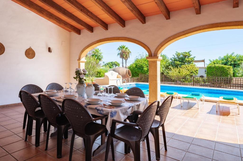 Villa Cantellops by Villa Plus photo 3