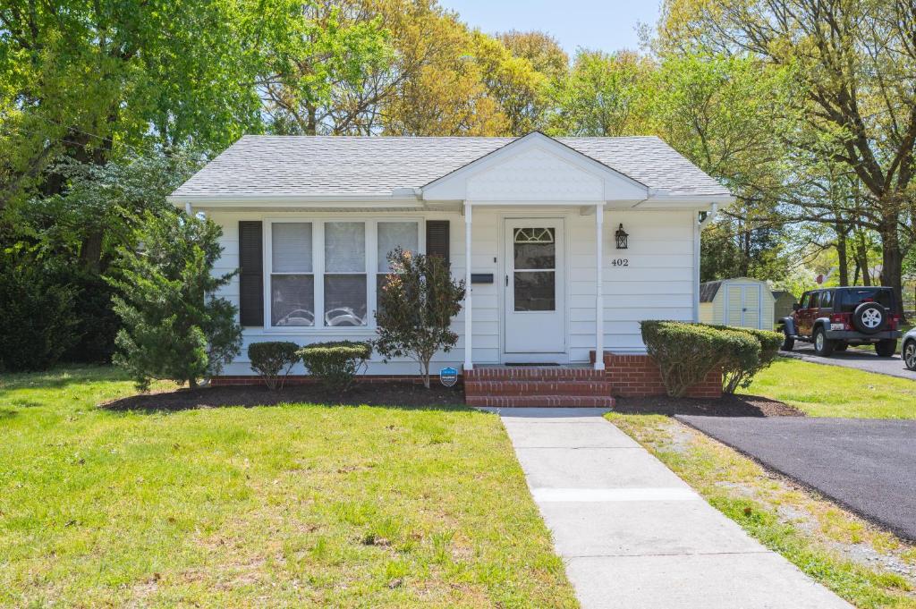 Salisbury Cottage photo 1