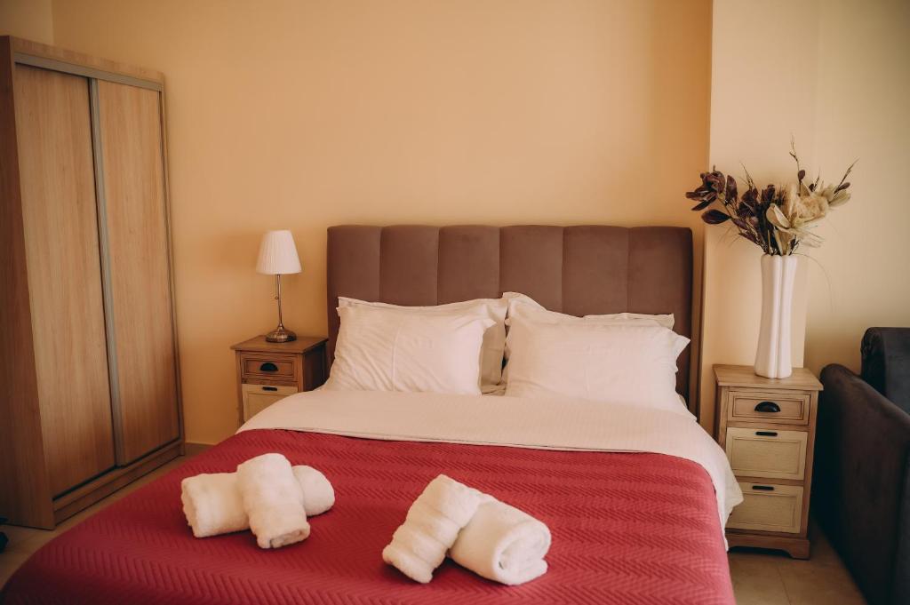 Nicolas Luxury Suites photo 4
