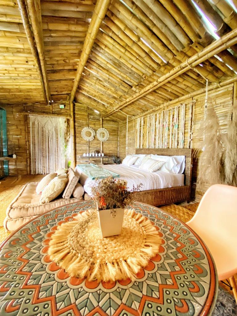 Efren EcoHotel