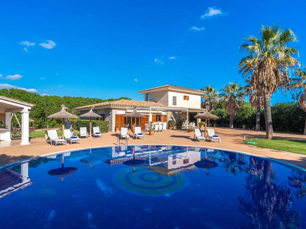 Four-Bedroom Villa Sa Pobla photo 1