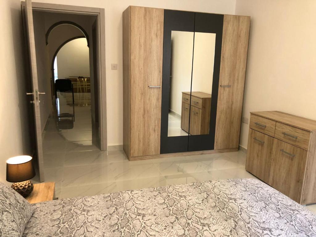 The Sliema Seaview Residence - Tap to explore photos