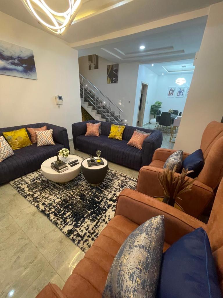 The King's Landing Apartments photo 3