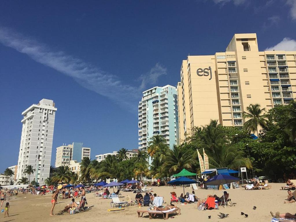 2BR Condo at Isla Verde Beach photo 4