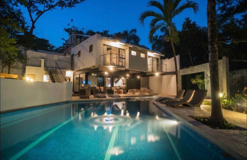 Casa Guarumo - An oasis in Playa Carrillo. photo 2