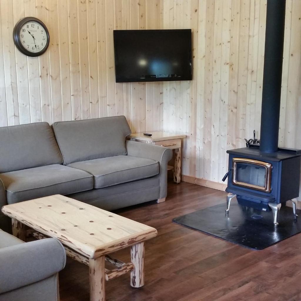 Sunshine Valley RV Resort and Cabins photo 1