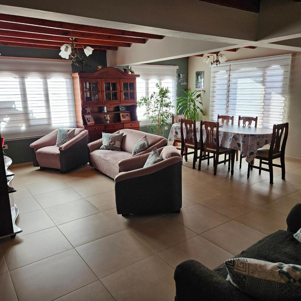 Casa de familia photo 3