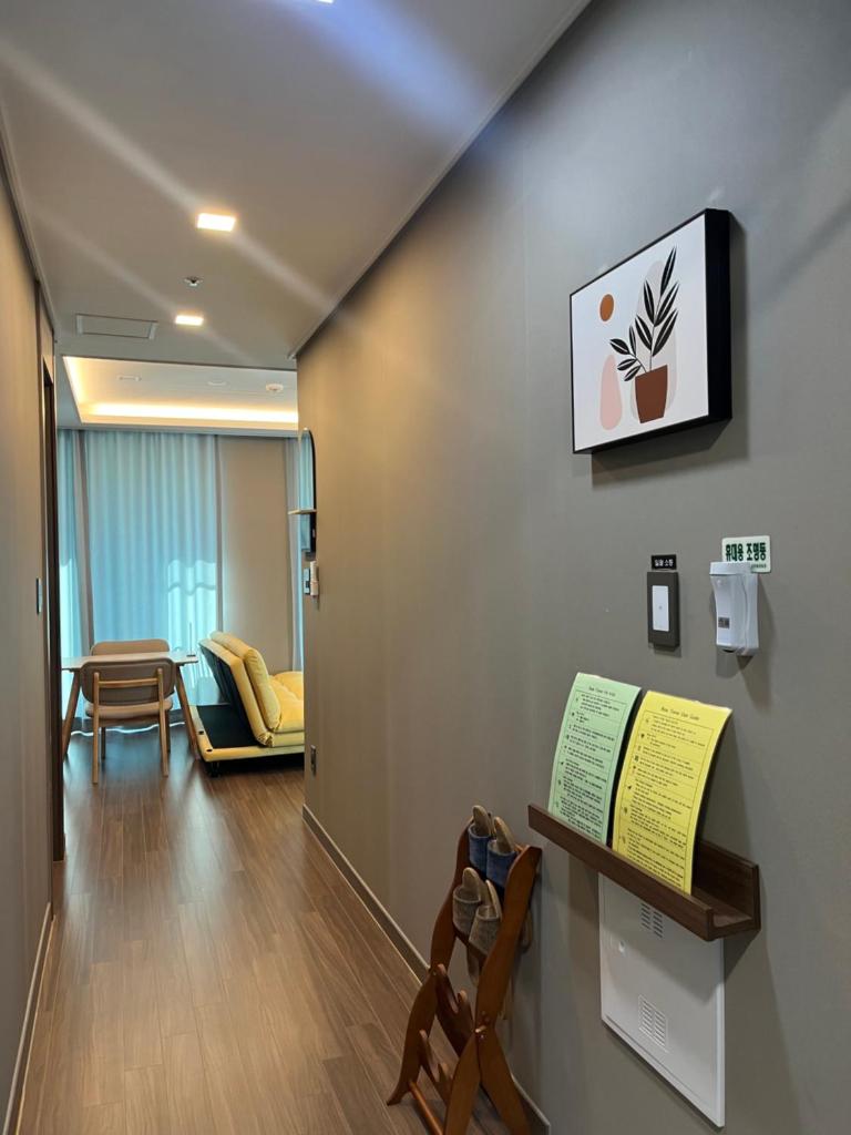 Cheulgu's Hotel in Haeundae beach photo 3