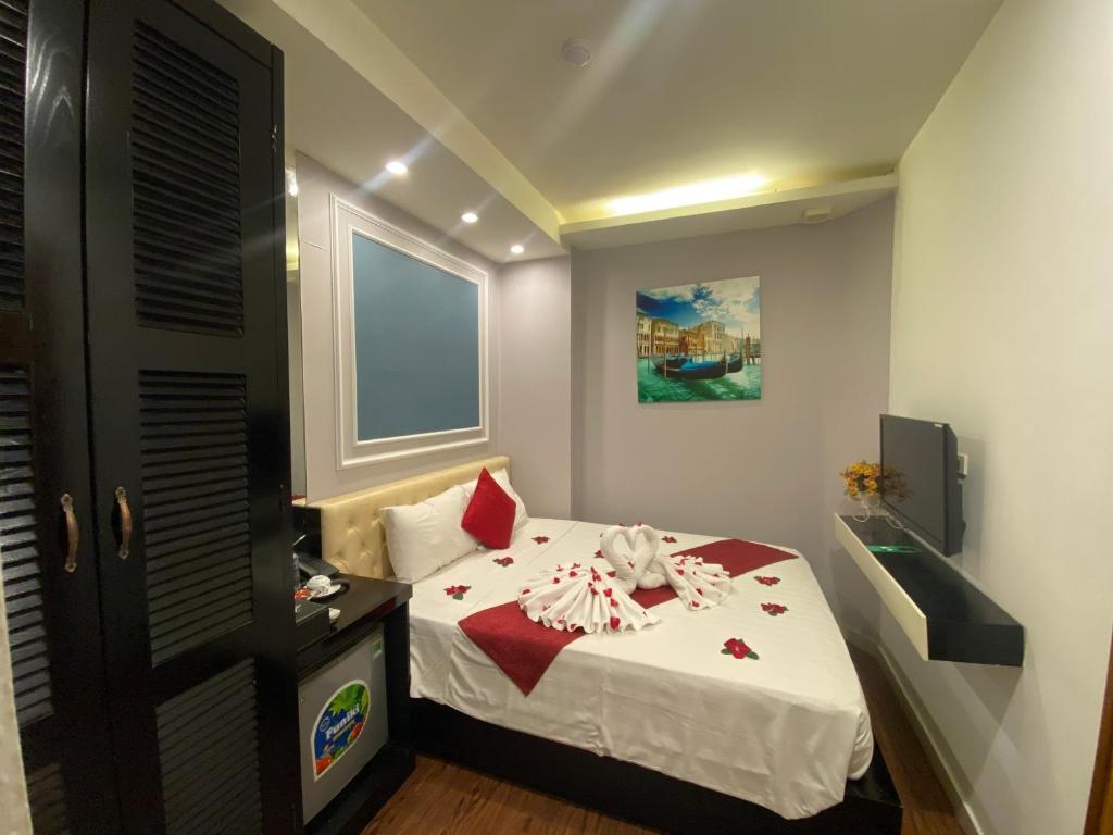 Eclipse Legend Hotel