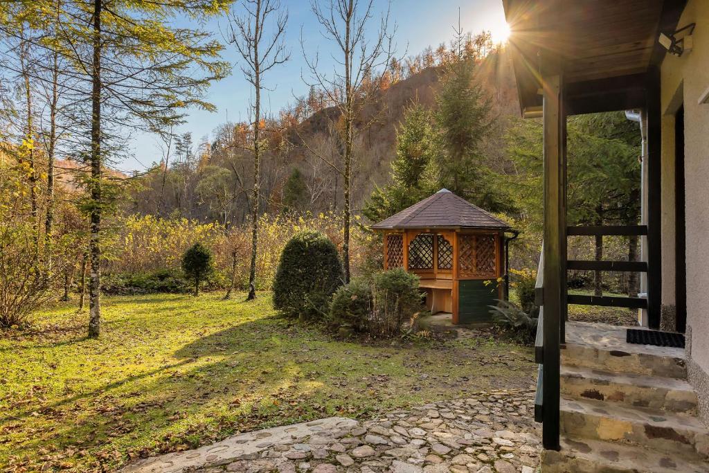 Cabin by the river with Sauna photo 3