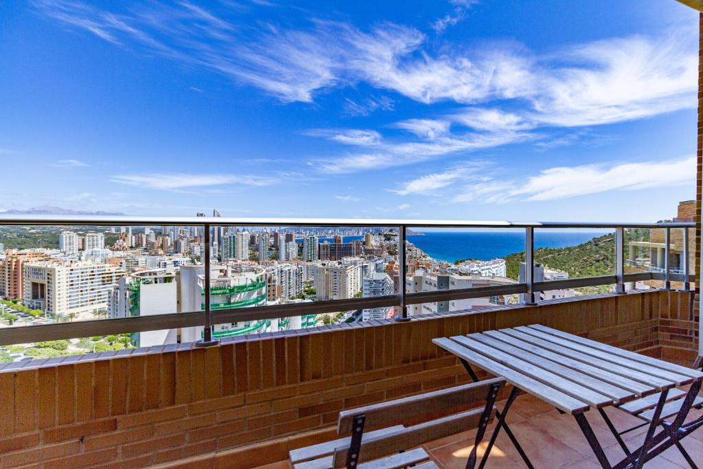 Penthouse sea view, pool, terrace, 2 bedrooms