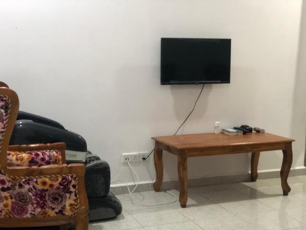 Homestay ust Peja wakaf tengah Kuala Terengganu photo 1