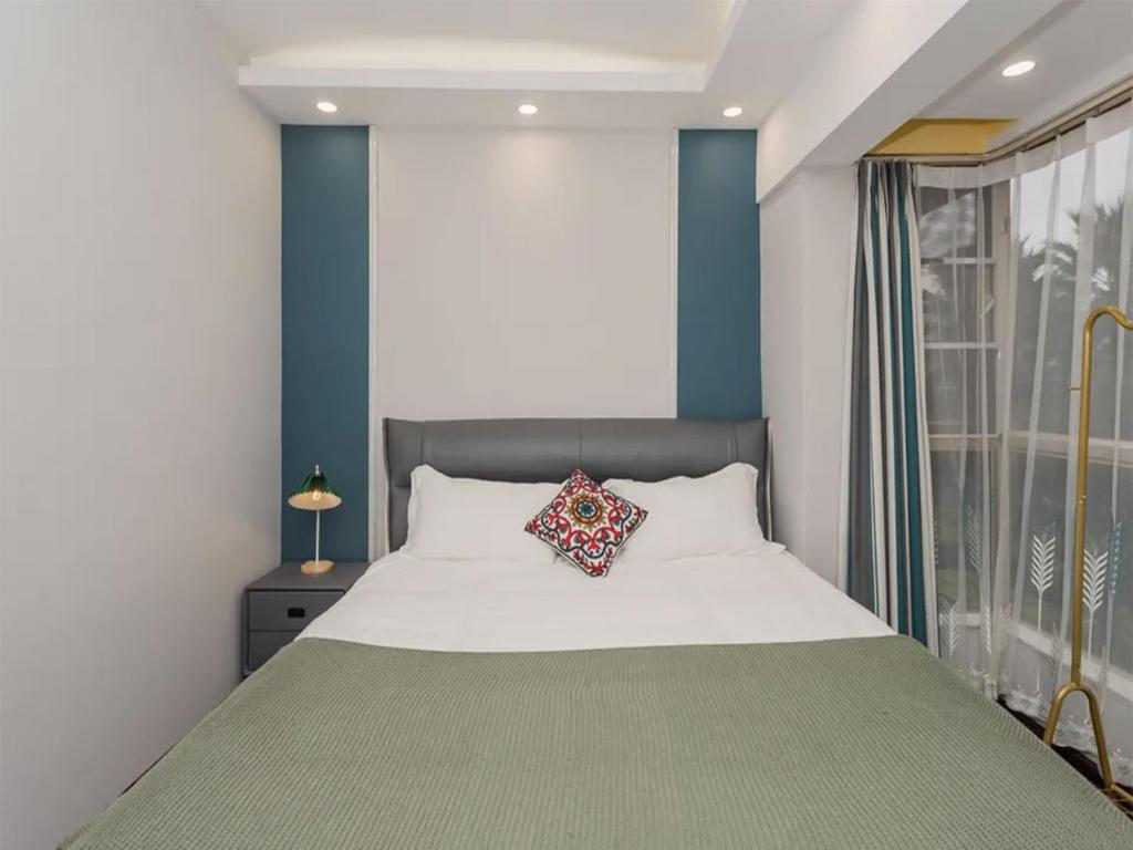 Annie Apartment - only 120 metres from Metro Line 2 Exit B of Chuanxingulou photo 3