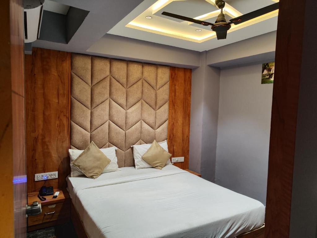 Hotel park photo 4