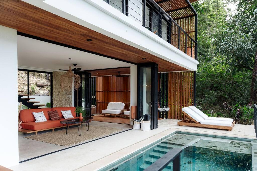 Villa Lila: Ocean View Luxury Villa, BRAND NEW
